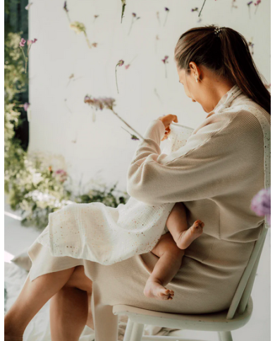 TISU - cape d'allaitement - blanc/pois gold
