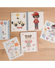 LITTLE DUTCH - Livre d'habillage - Jim & friends LITTLE DUTCH - Livre d'habillage - Jim & friends