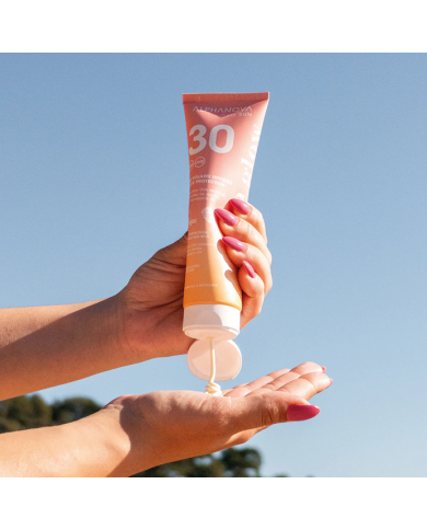 ALPHANOVA SUN - Lait solaire invisible - SPF30 ALPHANOVA SUN - Lait solaire invisible - SPF30