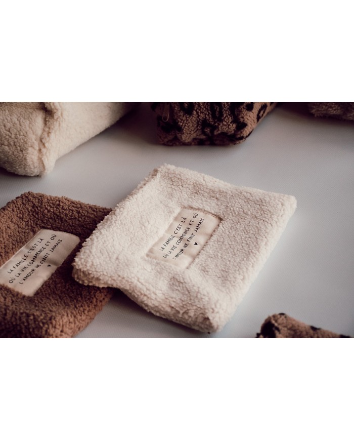 copy of MON PETIT LEON - Couverture "petit amour" - Branchage - Camel