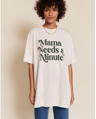 EMOI EMOI - T-shirt - Mama needs a minute EMOI EMOI - T-shirt - Mama needs a minute
