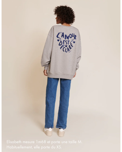 EMOI EMOI - Sweat unisexe - L'amour est déclaré - Gris EMOI EMOI - Sweat unisexe - L'amour est déclaré - Gris