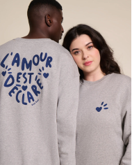 EMOI EMOI - Sweat unisexe - L'amour est déclaré - Gris EMOI EMOI - Sweat unisexe - L'amour est déclaré - Gris