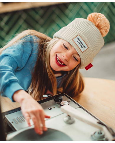 HELLO HOSSY - Bonnet Cool Kids Only - Block Sandy HELLO HOSSY - Bonnet Cool Kids Only - Block Sandy