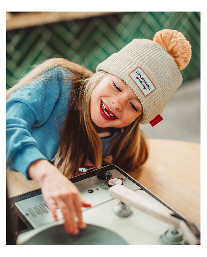 HELLO HOSSY - Bonnet Cool Kids Only - Block Sandy