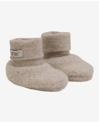 HUTTEliHUT - Chaussons en polaire de laine double épaisseur - Beige HUTTEliHUT - Chaussons en polaire de laine double épaisseur - Beige
