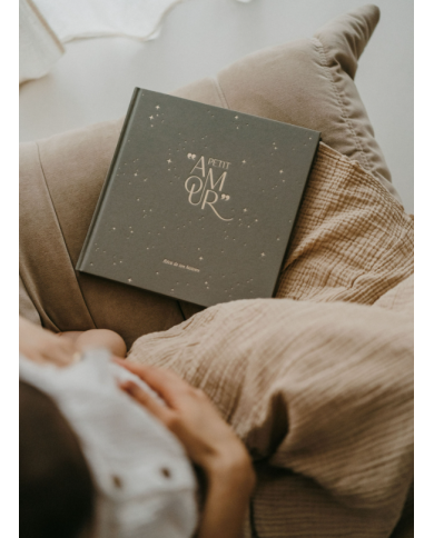 ZAKUW - Livre de naissance "Petit amour" - Sauge