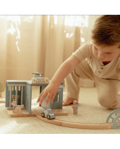LITTLE DUTCH - Commissariat de police en bois