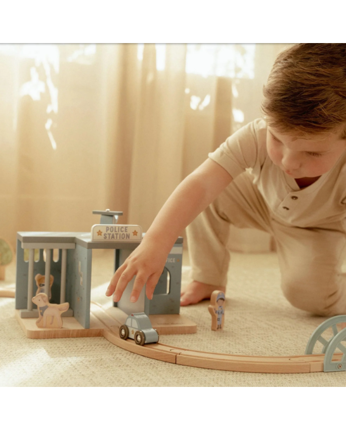 LITTLE DUTCH - Commissariat de police en bois