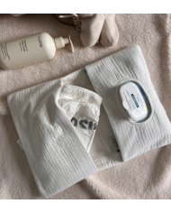 ATELIER WAGRAM - Pochette à couches en gaze de coton - Vert olive