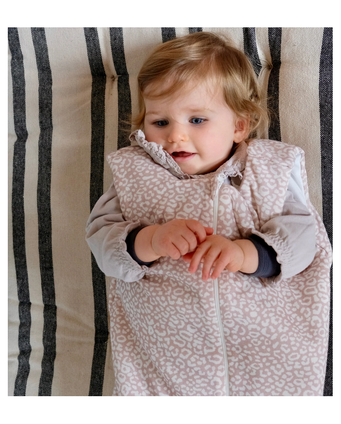 TANTE REINE - Gigoteuse à pieds - Graou