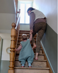 TANTE REINE - Gigoteuse à pieds - Vert Sauge