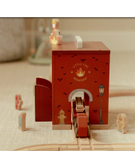 LITTLE DUTCH - Caserne de pompiers en bois