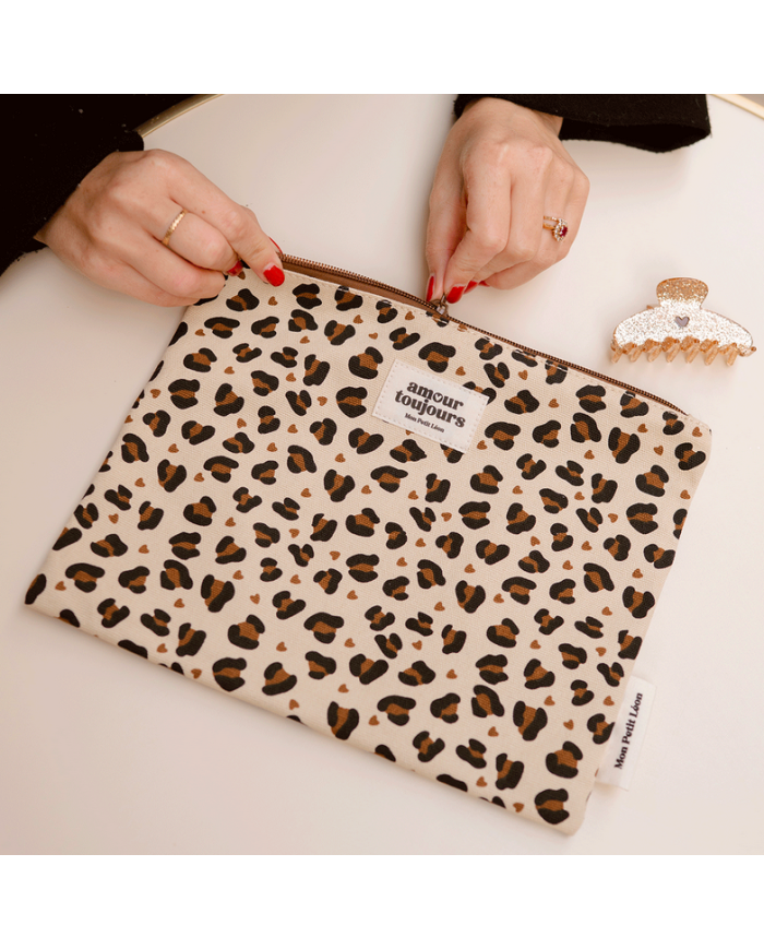 MON PETIT LEON - Pochette en toile de coton - Léopard Cœur