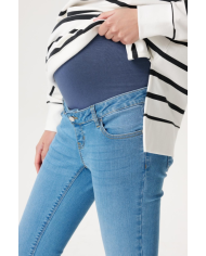 copy of AVI-jeans over belly-blue
