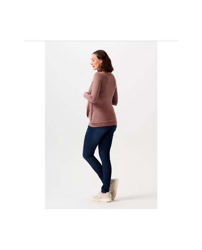 copy of AVI-jeans over belly-blue