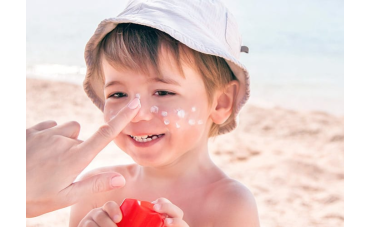 Crèmes solaire, minérale ou chimique ? Crèmes solaire, minérale ou chimique ?